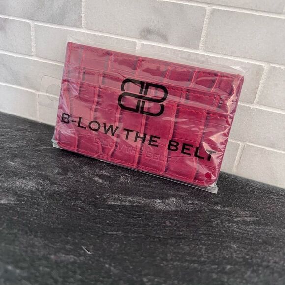 NWT B-low the belt coin purse - Picture 1 of 4